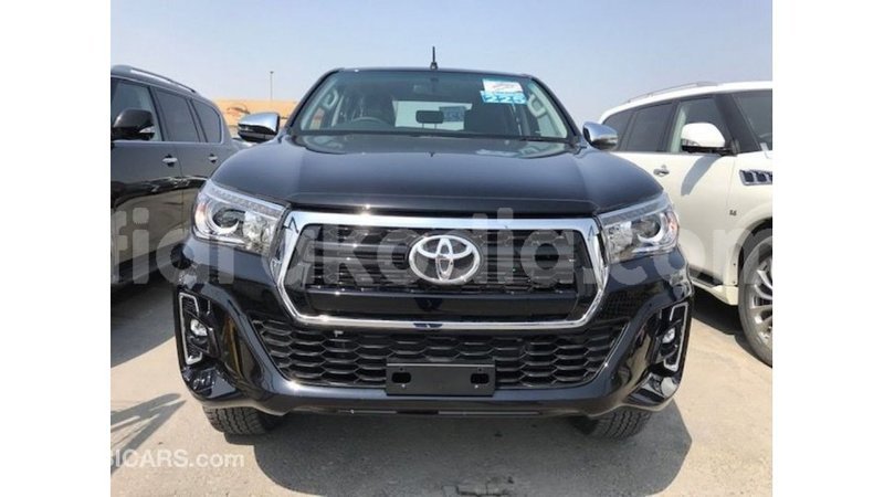 Big with watermark toyota hilux diana import dubai 5120