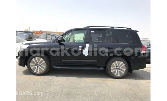 Acheter Import Voiture Toyota Land Cruiser Noir à Import - Dubai, Diana Acheter Import Voiture Toyota Land Cruiser Noir à Import - Dubai, Diana