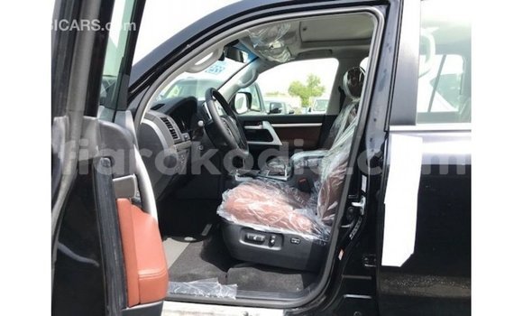 Acheter Import Voiture Toyota Land Cruiser Noir à Import - Dubai, Diana Acheter Import Voiture Toyota Land Cruiser Noir à Import - Dubai, Diana