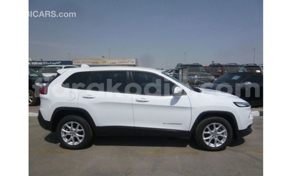 Acheter Import Voiture Jeep Cherokee Blanc à Import - Dubai, Diana Acheter Import Voiture Jeep Cherokee Blanc à Import - Dubai, Diana