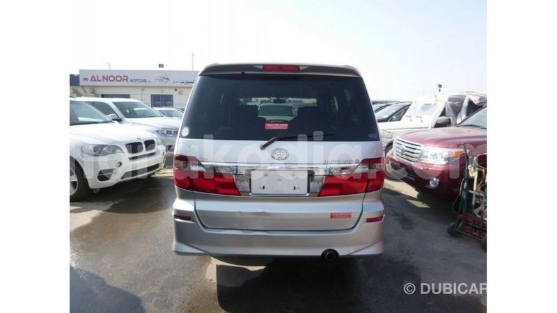 Big with watermark toyota alphard diana import dubai 5133