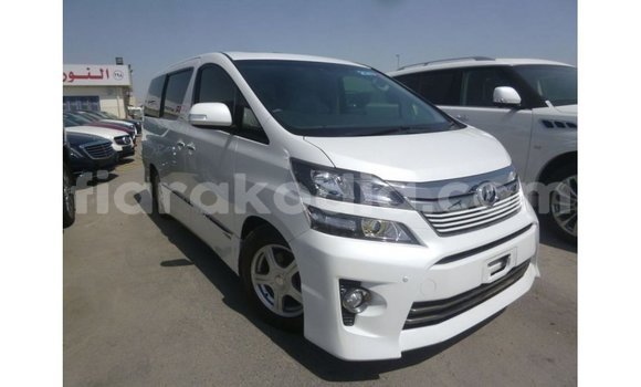 Acheter Import Voiture Toyota Vellfire Blanc à Import - Dubai, Diana Acheter Import Voiture Toyota Vellfire Blanc à Import - Dubai, Diana