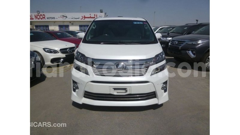 Big with watermark toyota vellfire diana import dubai 5134