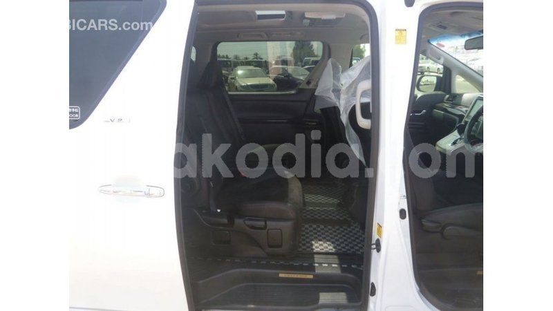 Big with watermark toyota vellfire diana import dubai 5134