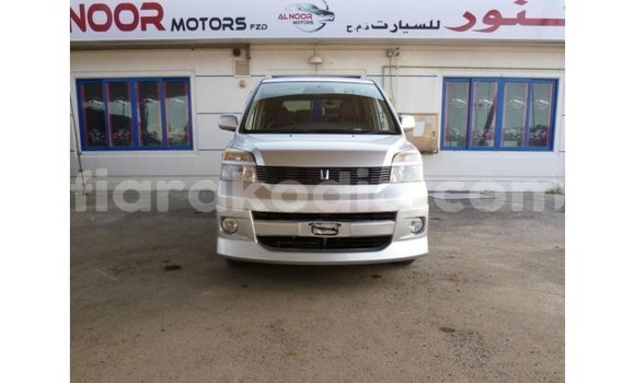 Acheter Import Voiture Toyota Voxy Autre à Import - Dubai, Diana Acheter Import Voiture Toyota Voxy Autre à Import - Dubai, Diana