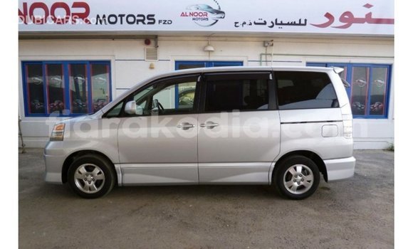 Acheter Import Voiture Toyota Voxy Autre à Import - Dubai, Diana Acheter Import Voiture Toyota Voxy Autre à Import - Dubai, Diana