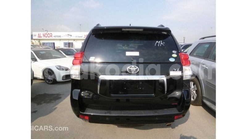 Big with watermark toyota prado diana import dubai 5143