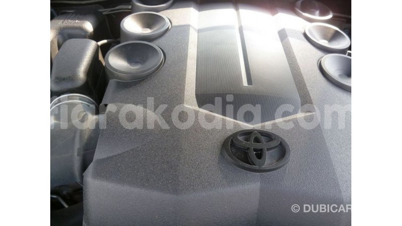 Big with watermark toyota prado diana import dubai 5143