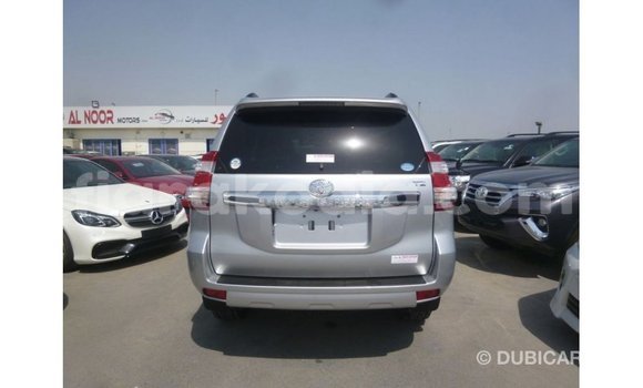 Acheter Import Voiture Toyota Prado Autre à Import - Dubai, Diana Acheter Import Voiture Toyota Prado Autre à Import - Dubai, Diana