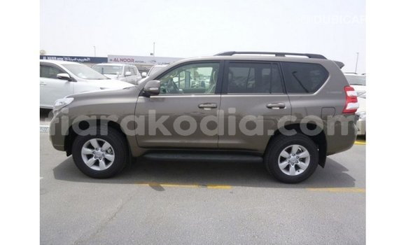 Acheter Import Voiture Toyota Prado Marron à Import - Dubai, Diana Acheter Import Voiture Toyota Prado Marron à Import - Dubai, Diana