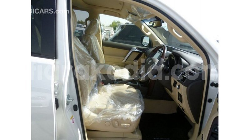 Big with watermark toyota prado diana import dubai 5156