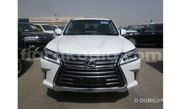 Acheter Import Voiture Lexus LX Blanc à Import - Dubai, Diana Acheter Import Voiture Lexus LX Blanc à Import - Dubai, Diana