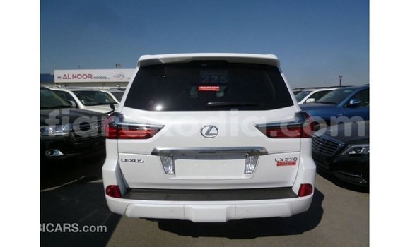 Acheter Import Voiture Lexus LX Blanc à Import - Dubai, Diana Acheter Import Voiture Lexus LX Blanc à Import - Dubai, Diana