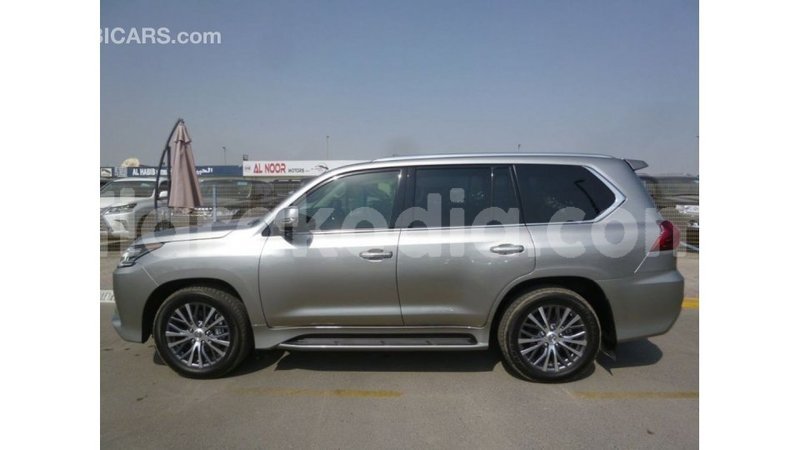 Big with watermark lexus lx diana import dubai 5171