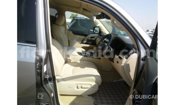 Acheter Import Voiture Lexus LX Autre à Import - Dubai, Diana Acheter Import Voiture Lexus LX Autre à Import - Dubai, Diana