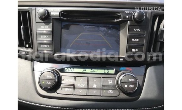 Acheter Import Utilitaire Toyota HiAce Blanc à Import - Dubai, Diana Acheter Import Utilitaire Toyota HiAce Blanc à Import - Dubai, Diana