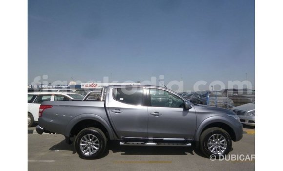 Acheter Import Voiture Mitsubishi i Autre à Import - Dubai, Diana Acheter Import Voiture Mitsubishi i Autre à Import - Dubai, Diana