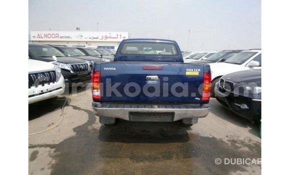 Acheter Import Voiture Toyota Hilux Bleu à Import - Dubai, Diana Acheter Import Voiture Toyota Hilux Bleu à Import - Dubai, Diana