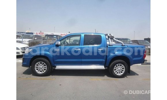 Acheter Import Voiture Toyota Hilux Bleu à Import - Dubai, Diana Acheter Import Voiture Toyota Hilux Bleu à Import - Dubai, Diana