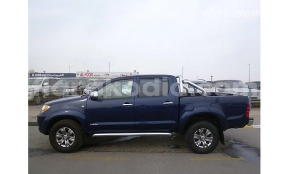 Acheter Import Voiture Toyota Hilux Bleu à Import - Dubai, Diana Acheter Import Voiture Toyota Hilux Bleu à Import - Dubai, Diana