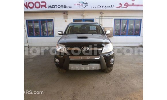 Acheter Import Voiture Toyota Hilux Noir à Import - Dubai, Diana Acheter Import Voiture Toyota Hilux Noir à Import - Dubai, Diana