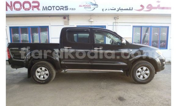 Acheter Import Voiture Toyota Hilux Noir à Import - Dubai, Diana Acheter Import Voiture Toyota Hilux Noir à Import - Dubai, Diana