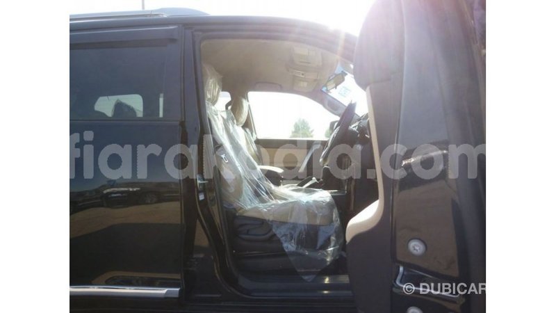 Big with watermark toyota prado diana import dubai 5198