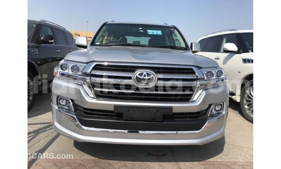 Acheter Import Voiture Toyota Land Cruiser Autre à Import - Dubai, Diana Acheter Import Voiture Toyota Land Cruiser Autre à Import - Dubai, Diana