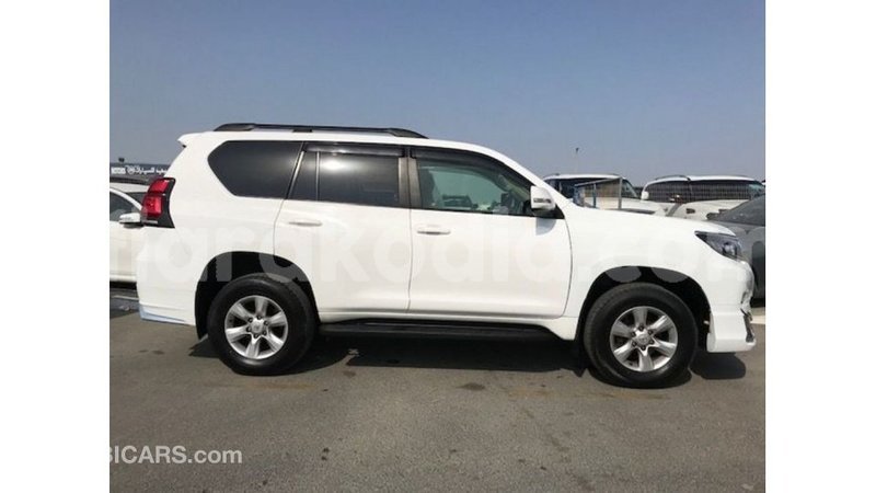 Big with watermark toyota prado diana import dubai 5203