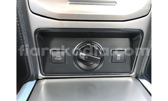 Acheter Import Voiture Toyota Prado Noir à Import - Dubai, Diana Acheter Import Voiture Toyota Prado Noir à Import - Dubai, Diana