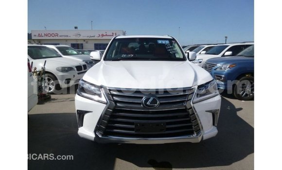 Acheter Import Voiture Lexus LX Blanc à Import - Dubai, Diana Acheter Import Voiture Lexus LX Blanc à Import - Dubai, Diana