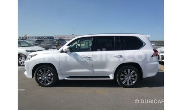 Acheter Import Voiture Lexus LX Blanc à Import - Dubai, Diana Acheter Import Voiture Lexus LX Blanc à Import - Dubai, Diana