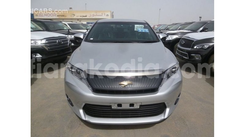 Big with watermark toyota harrier diana import dubai 5214