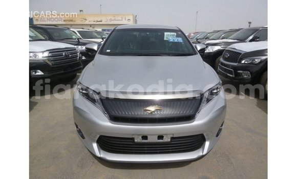 Acheter Import Voiture Toyota Harrier Autre à Import - Dubai, Diana Acheter Import Voiture Toyota Harrier Autre à Import - Dubai, Diana