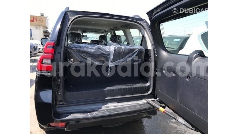 Big with watermark toyota prado diana import dubai 5216