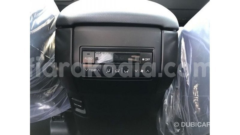 Big with watermark toyota prado diana import dubai 5216