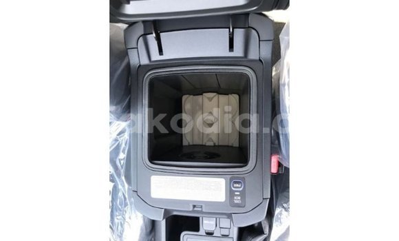 Acheter Import Voiture Toyota Prado Noir à Import - Dubai, Diana Acheter Import Voiture Toyota Prado Noir à Import - Dubai, Diana