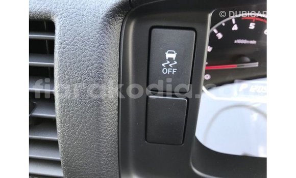 Acheter Import Voiture Toyota Hiace Blanc à Import - Dubai, Diana Acheter Import Voiture Toyota Hiace Blanc à Import - Dubai, Diana