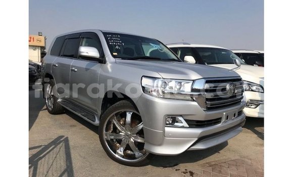 Acheter Import Voiture Toyota Land Cruiser Autre à Import - Dubai, Diana Acheter Import Voiture Toyota Land Cruiser Autre à Import - Dubai, Diana