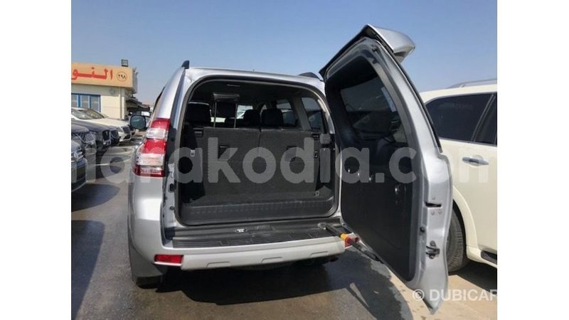 Big with watermark toyota prado diana import dubai 5222