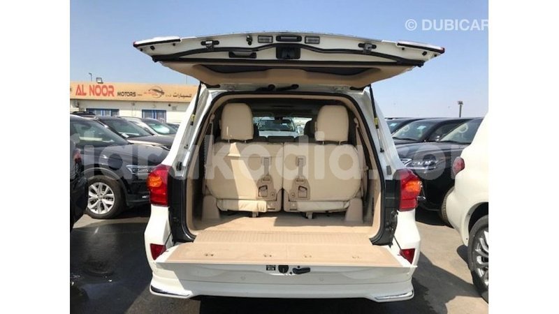 Big with watermark toyota land cruiser diana import dubai 5223