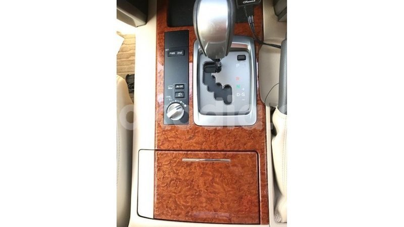 Big with watermark toyota land cruiser diana import dubai 5223