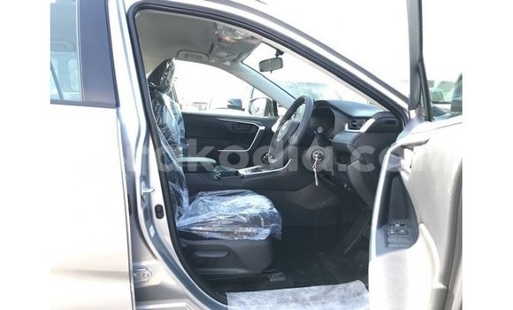 Acheter Import Utilitaire Toyota HiAce Autre à Import - Dubai, Diana Acheter Import Utilitaire Toyota HiAce Autre à Import - Dubai, Diana