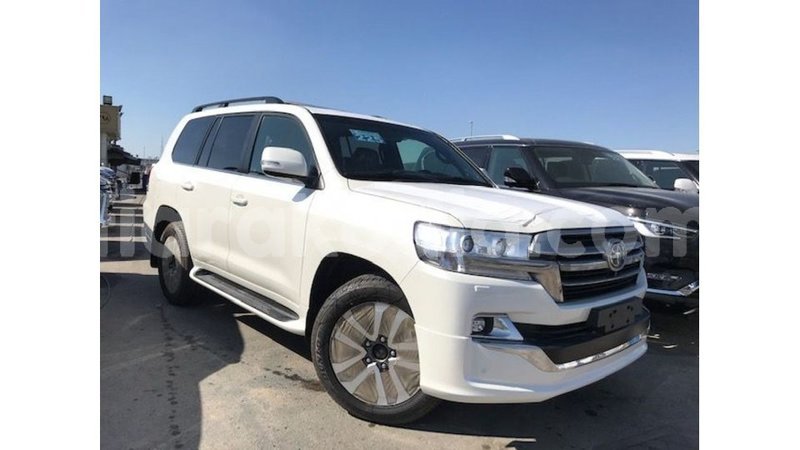 Big with watermark toyota land cruiser diana import dubai 5232