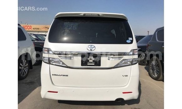 Acheter Import Voiture Toyota Vellfire Blanc à Import - Dubai, Diana Acheter Import Voiture Toyota Vellfire Blanc à Import - Dubai, Diana