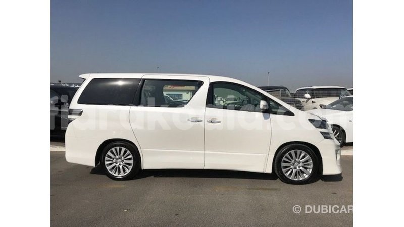 Big with watermark toyota vellfire diana import dubai 5233