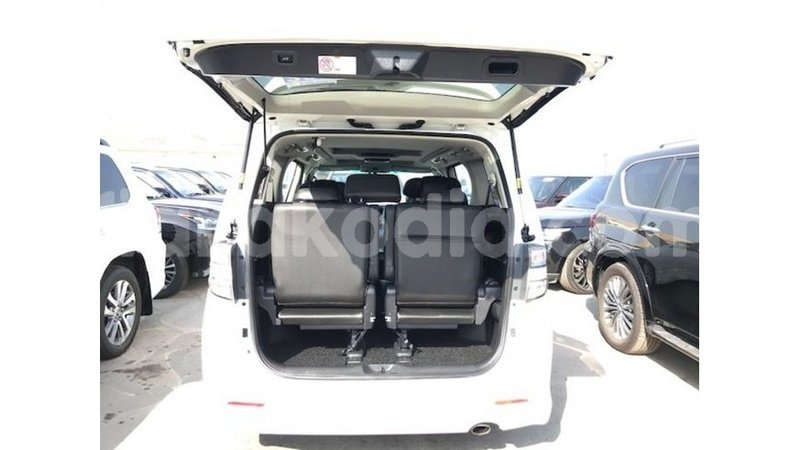 Big with watermark toyota vellfire diana import dubai 5233