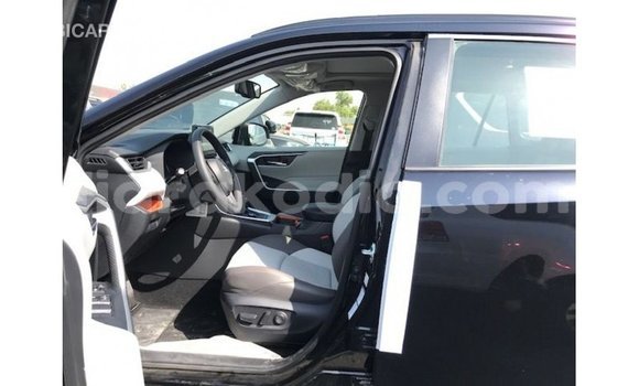 Acheter Import Utilitaire Toyota HiAce Noir à Import - Dubai, Diana Acheter Import Utilitaire Toyota HiAce Noir à Import - Dubai, Diana