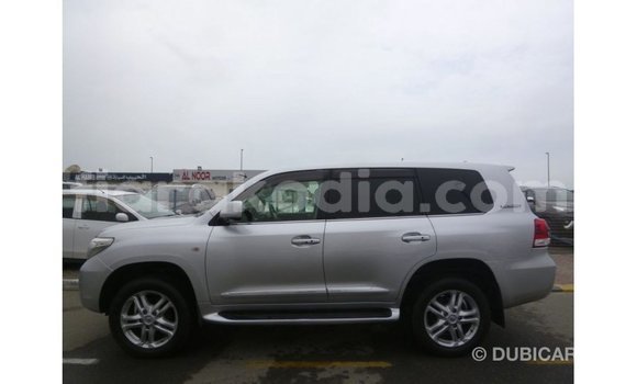 Acheter Import Voiture Toyota Land Cruiser Autre à Import - Dubai, Diana Acheter Import Voiture Toyota Land Cruiser Autre à Import - Dubai, Diana