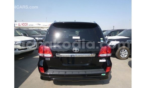 Acheter Import Voiture Toyota Land Cruiser Noir à Import - Dubai, Diana Acheter Import Voiture Toyota Land Cruiser Noir à Import - Dubai, Diana